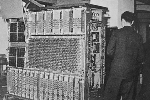 UNIVAC-120の写真
